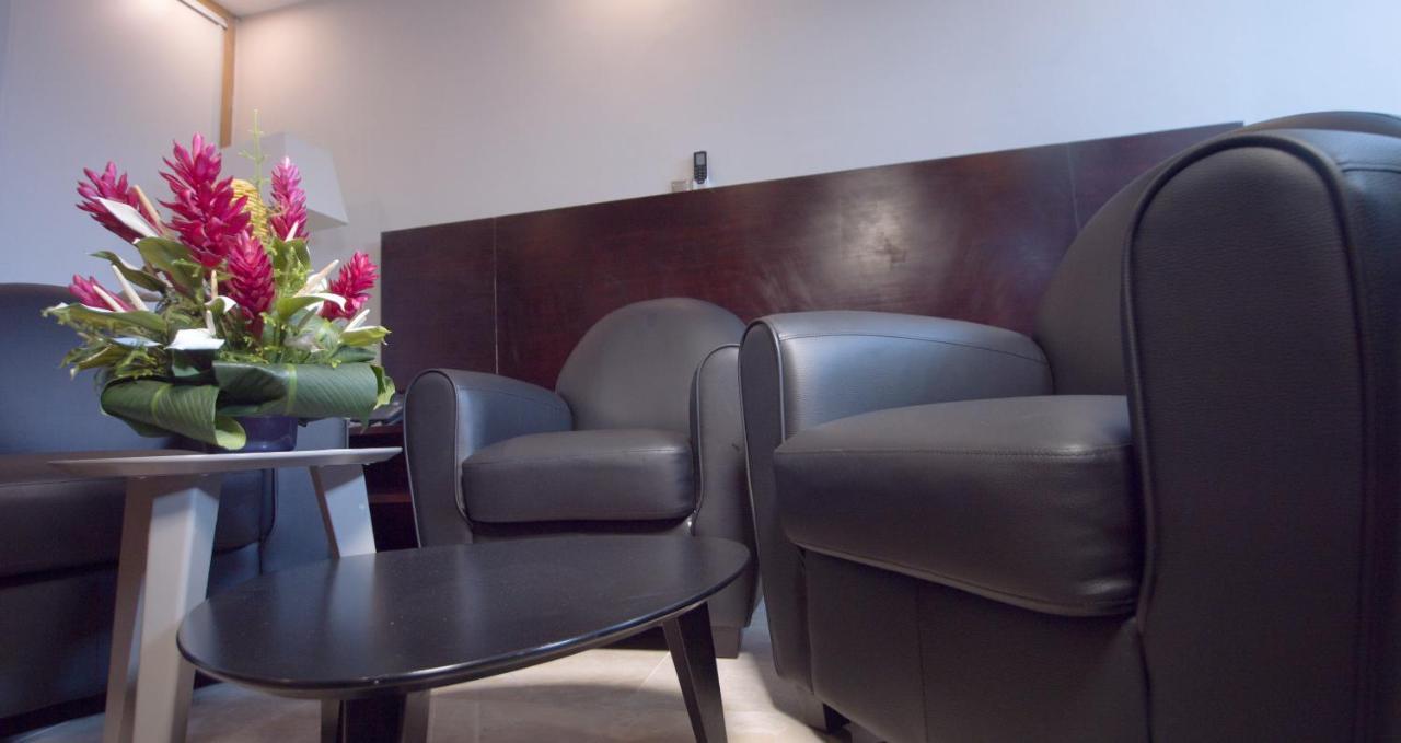 Hotel La Rose Blanche Αμπιτζάν Εξωτερικό φωτογραφία