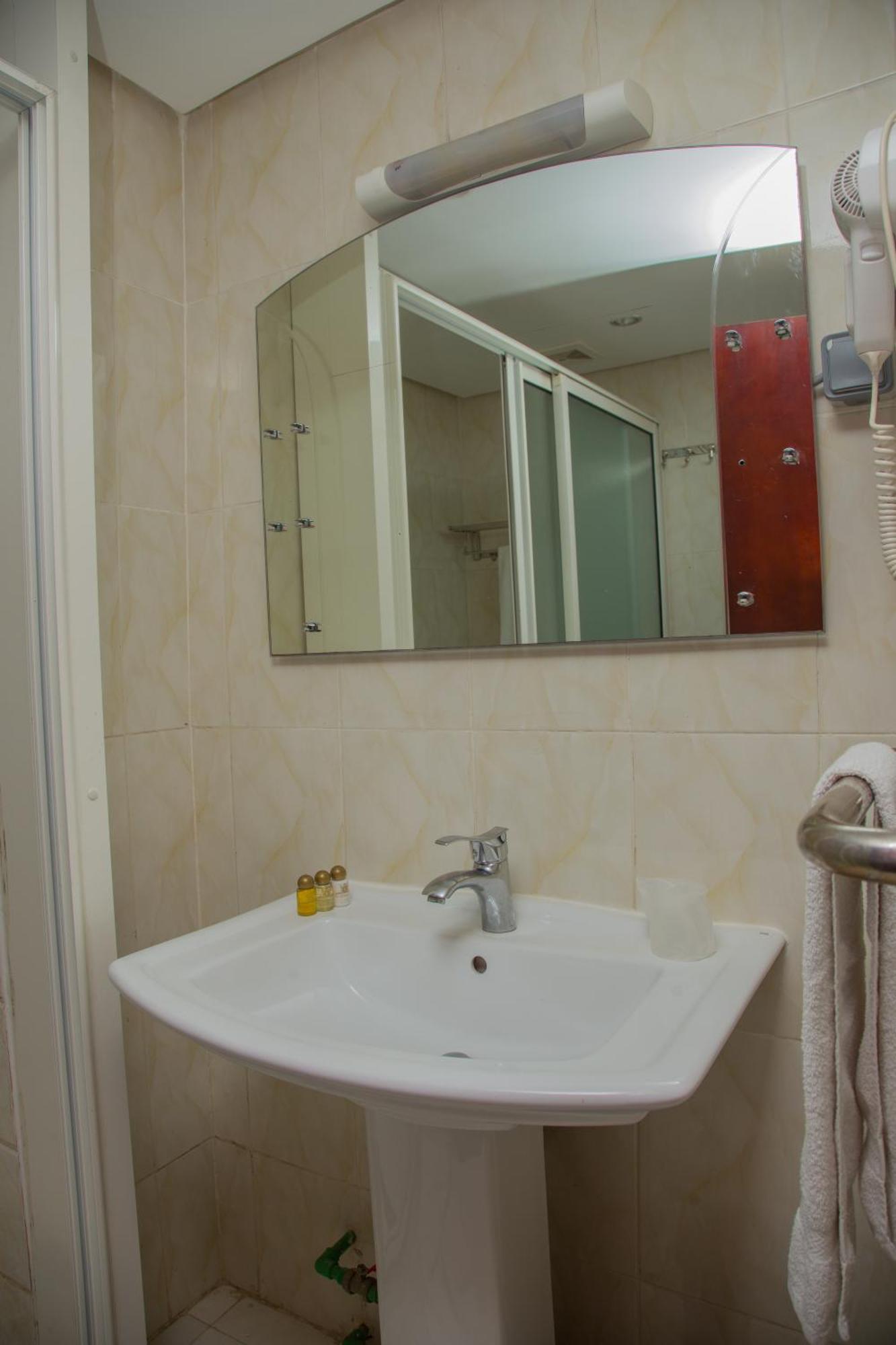 Hotel La Rose Blanche Αμπιτζάν Εξωτερικό φωτογραφία