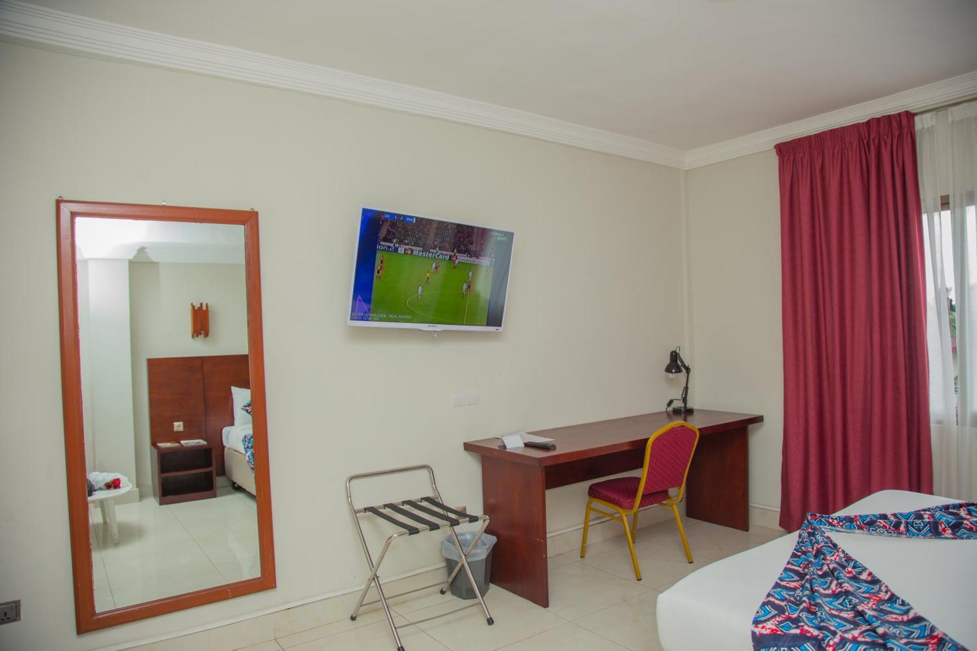 Hotel La Rose Blanche Αμπιτζάν Εξωτερικό φωτογραφία