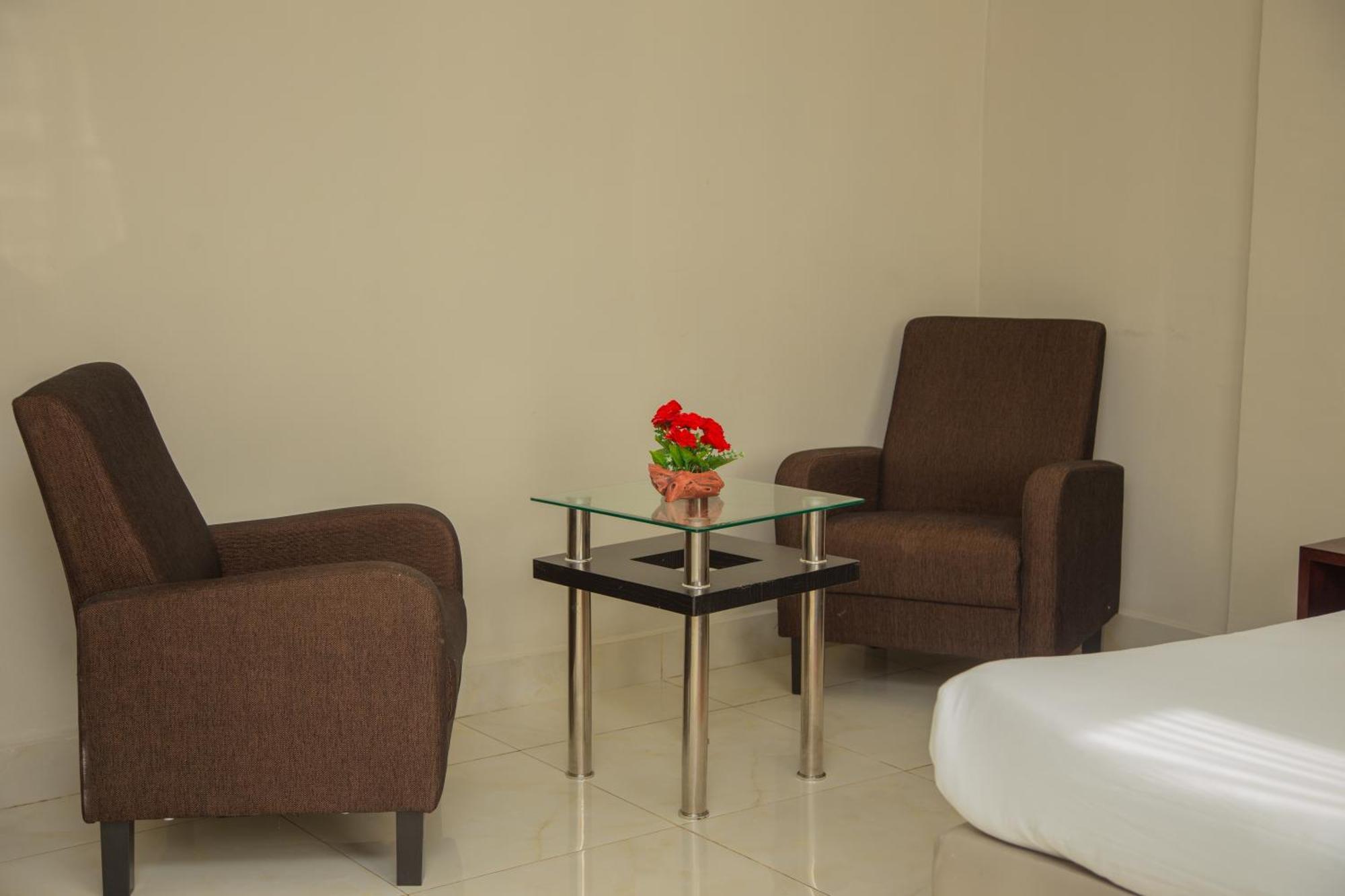 Hotel La Rose Blanche Αμπιτζάν Εξωτερικό φωτογραφία